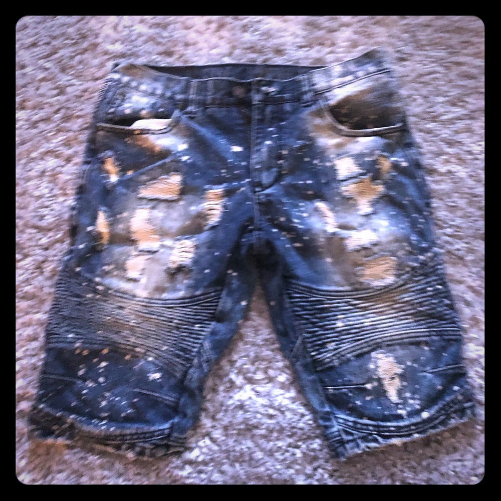 Men Jean Shorts (Distressed/Ripped)